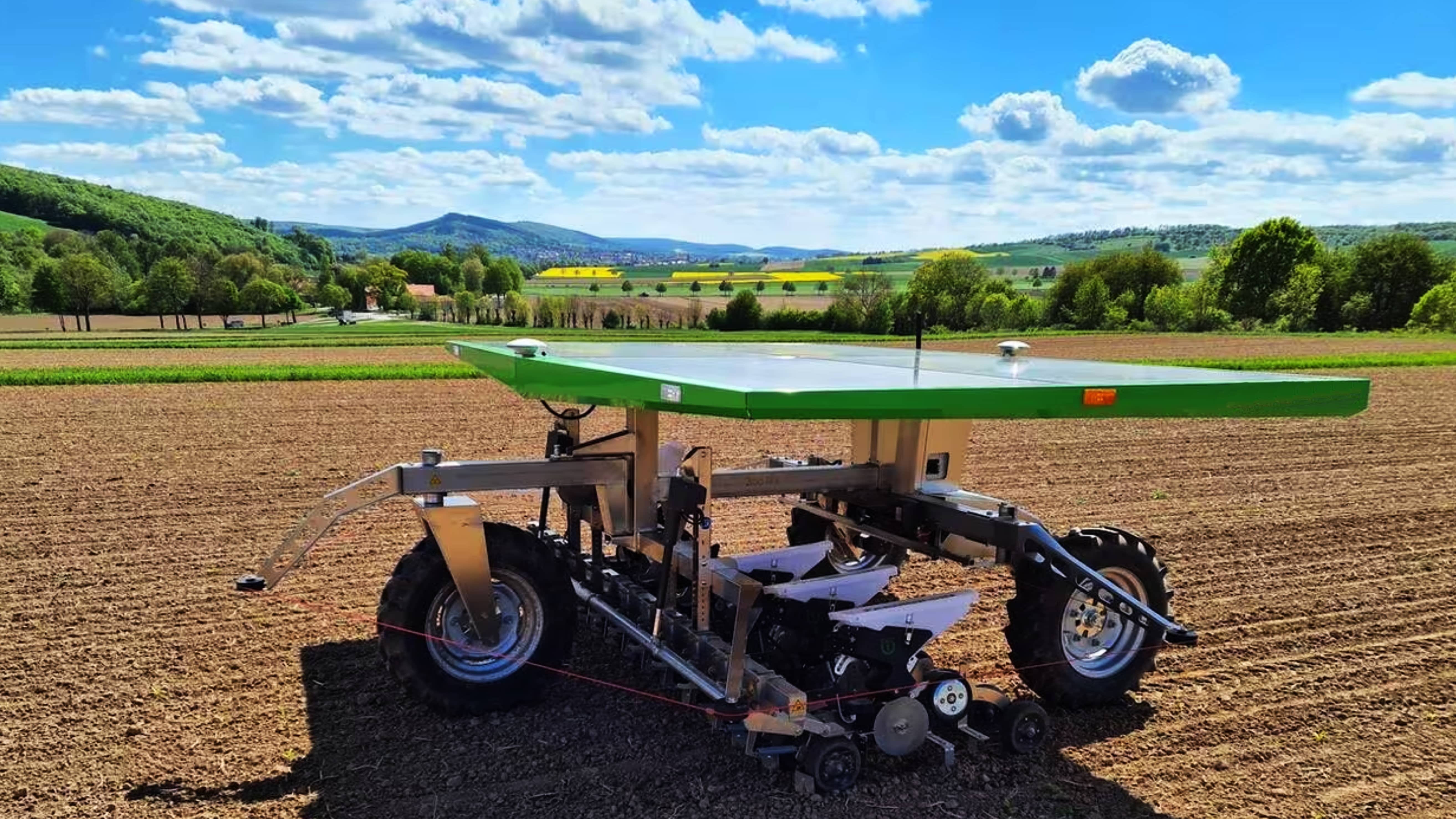 Désherbage biologique : la nouveauté FarmDroid FD20 